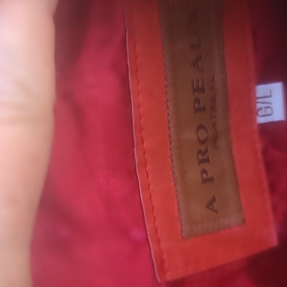 A Pro Peaux red leather L zip front jacket. Gently worn - Picture 9 of 9